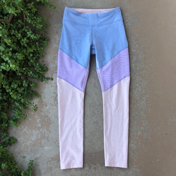 Outdoor Voices Pants - Outdoor Voices 7/8 Springs Leggings in Lilac